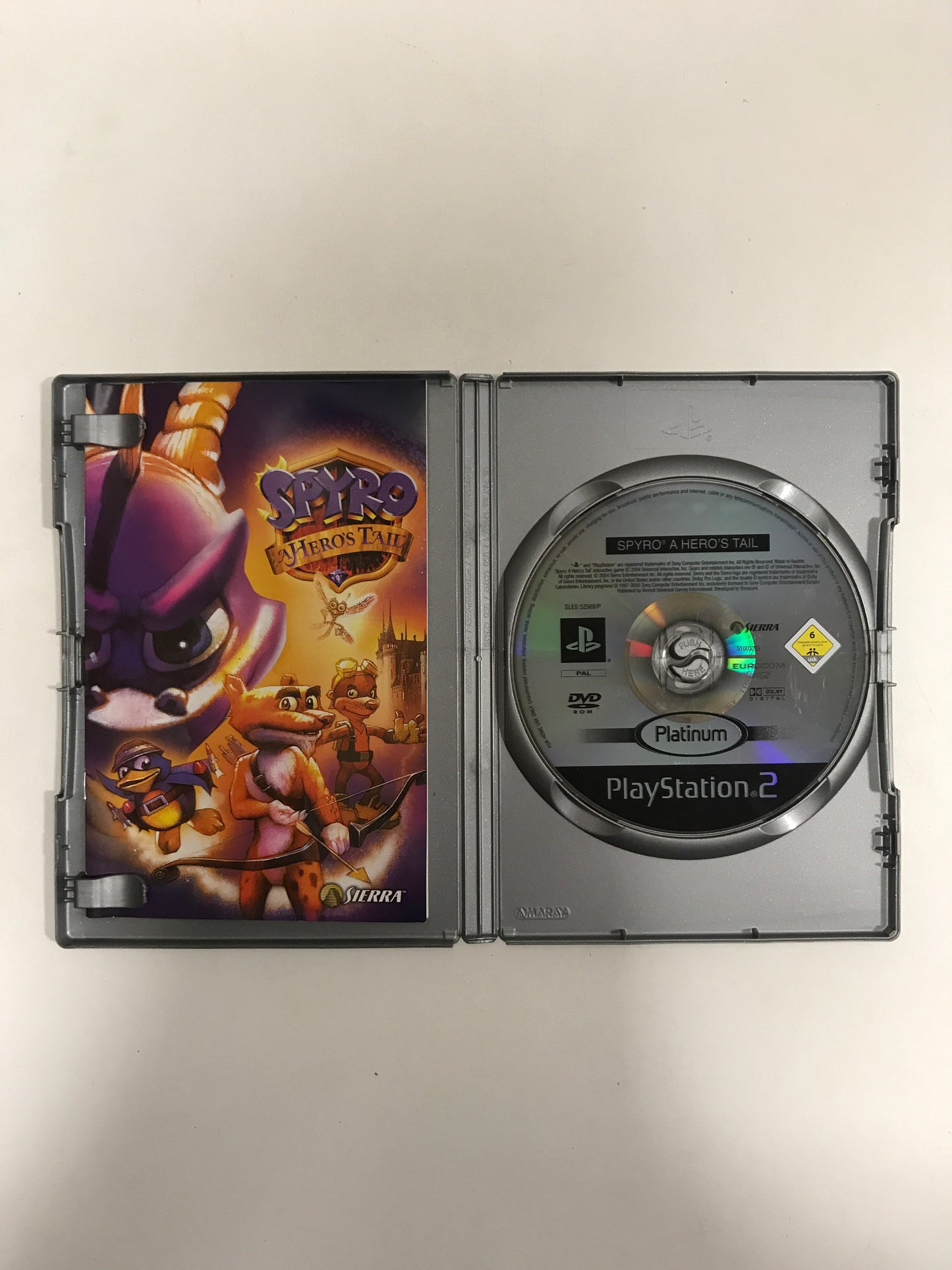 Spyro a hero’s tail Sony PS2 avec notice