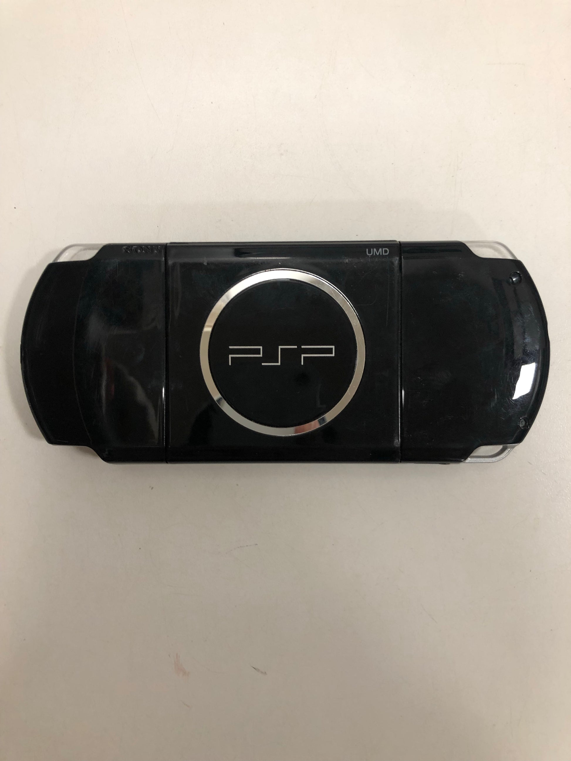 Sony psp + 6 jeux + carte mémoire + chargeur – OKAZO-9